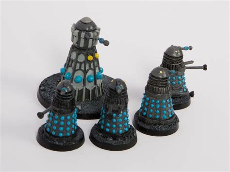 Dalek Emperor with Guard by Thesis17 on DeviantArt