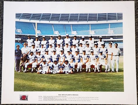 Atlanta Braves 1974 Team Portrait Vintage Original 17x22 POSTER - HANK – Sports Poster Warehouse