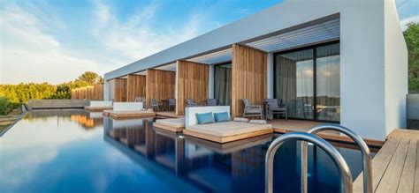 10 Best Hotels With Swim-Up Room In Greece - Updated 2024 | Trip101