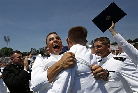 US Navy Academy Graduation: Honoring the Next Generation of Naval Leaders - News Military