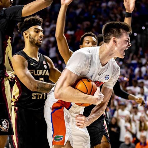 Florida's Colin Castleton suffers broken hand | Zagsblog