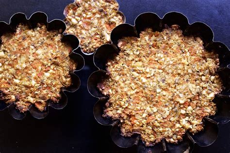 Cashew Nut Roast - Vegan Christmas Dinner thinlyspread.co.uk