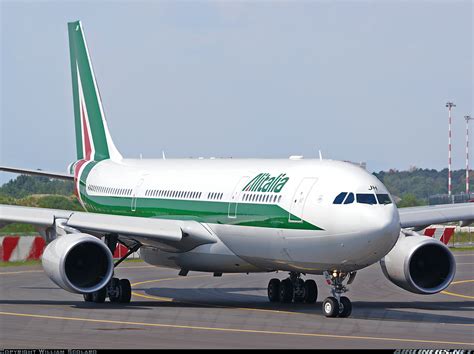 Airbus A330-202 - Alitalia | Aviation Photo #1766800 | Airliners.net