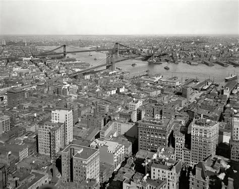 Brooklyn Historical Photos: New York and the East River circa 1910.