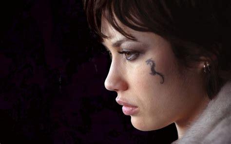 Olga Kurylenko Hitman Wallpaper | Olga kurylenko, Small dragon tattoos, Dragon tattoo