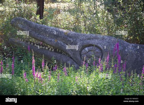 Crystal Palace Dinosaurs Stock Photo - Alamy