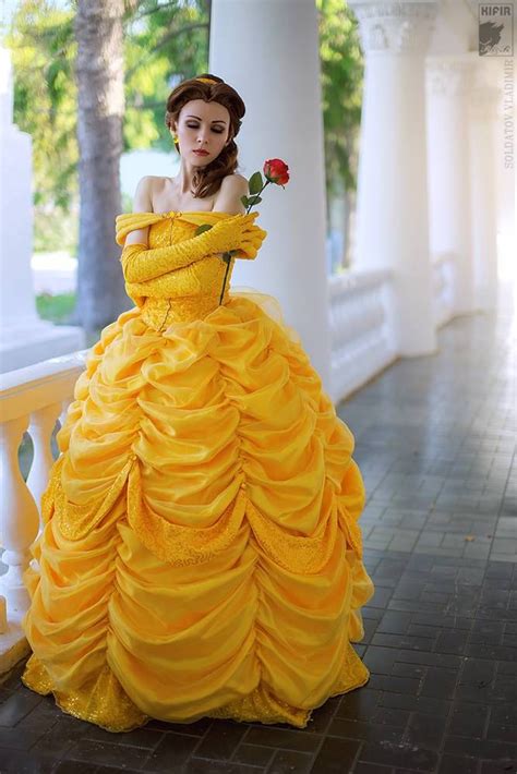 Belle Cosplay by Ryoko Demon (mit Bildern) | Belle cosplay, Disney cosplay, Cosplay ideen