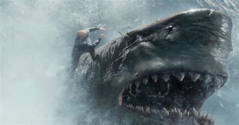 9 reasons to watch The Meg, a movie where Jason Statham punches a shark - Polygon