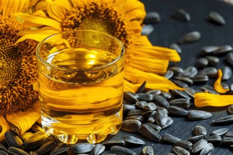 5 Best Sunflower Oils [Updated 2024] - Foods Guy