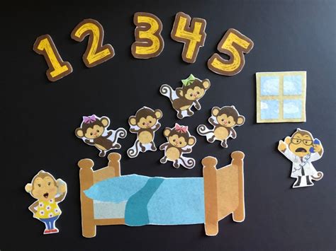 5 Little Monkeys Jumping on the Bed Felt Board Story 1 // - Etsy