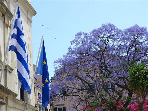 Greek Economic Growth to Exceed Eurozone Average in 2023 - GreekReporter.com