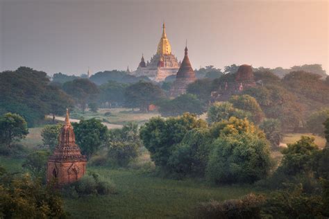 Ananda Temple, Bagan, Myanmar | Anshar Images