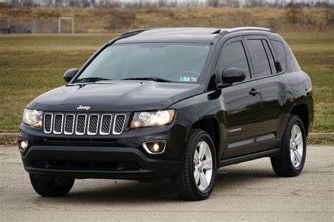 2015-jeep-compass-high-altitude36 | Car Dealership in Philadelphia