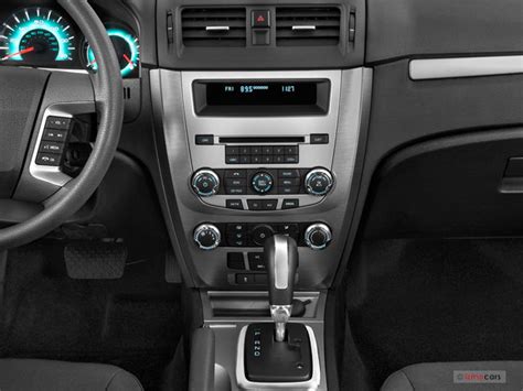 2012 Ford Fusion: 14 Interior Photos | U.S. News