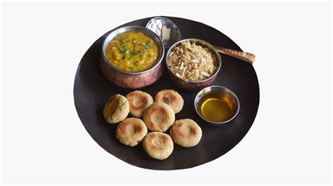 Dal Bati Churma In Udaipur - Traditional Famous Food In India, HD Png Download - kindpng