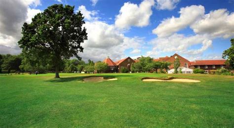 Tudor Park Country Club, plan your golf getaway in Kent