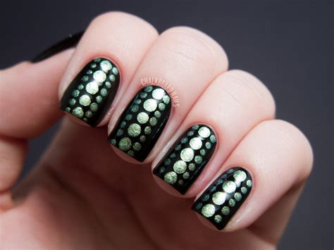 Reptilian Dot Nail Art | Chalkboard Nails | Nail Art Blog