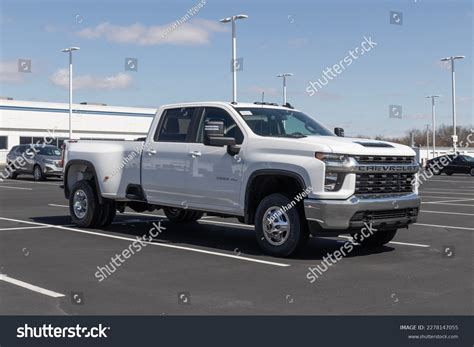 7 Chevy Silverado Hd 2023 Royalty-Free Photos and Stock Images ...