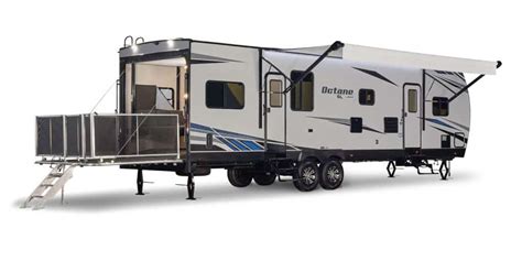 Best Toy Hauler Travel Trailer Under 30 Feet - Team Camping