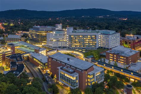 Centra and UVA Health Announce Strategic Clinical Affiliation | UVA Today