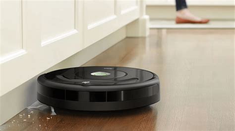 Roomba 677 vs 675: Which Robot Vacuum is Better - Robot Chores