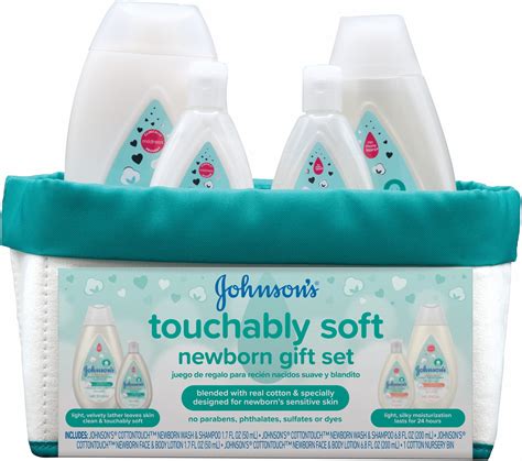 JOHNSON'S Touchably soft Newborn Baby Gift Set, Baby Bath & Skincare ...