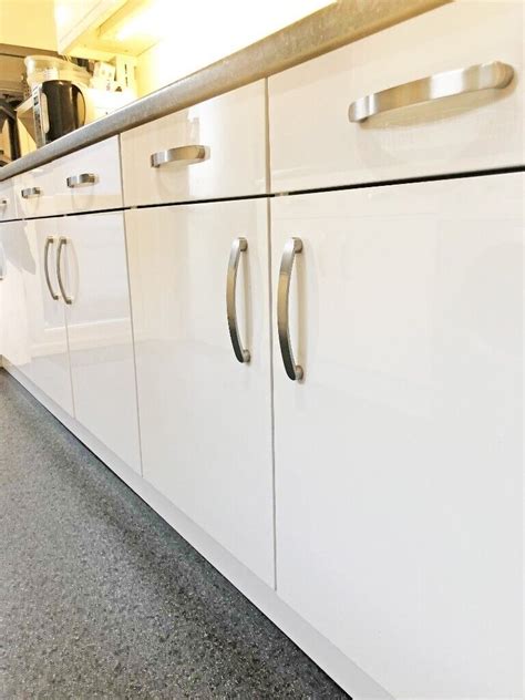 10 BRAND NEW KITCHEN CUPBOARD DOORS - WHITE GLOSS | in Hitchin ...