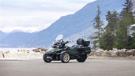 2023 Can-Am Spyder RT Sea-to-Sky Guide • Total Motorcycle