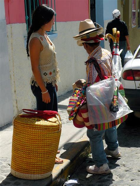 Earth-Roamers : Cultural Guadalajara