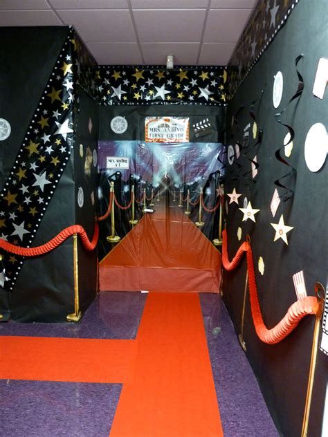 Image result for hollywood star ceremony theme | Hollywood theme classroom, Homecoming ...