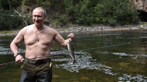 Vladimir Putin photographed shirtless, again, in Siberia - ABC News