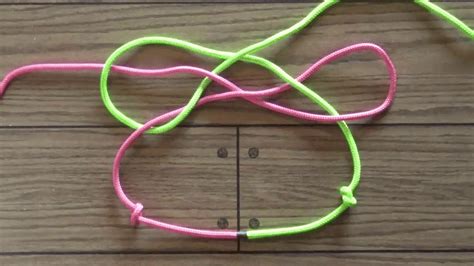 How to tie a rope halter with a fiador knot - Homestead Tack