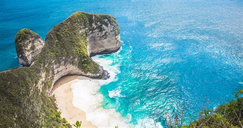 Nusa Lembongan & Nusa Penida Getaway - RTW Backpackers