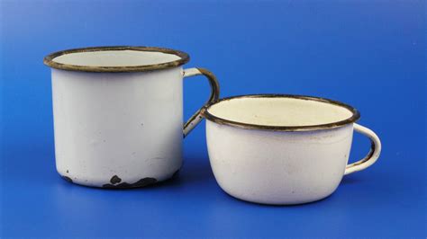 Set of Two Vintage Enamel Cups With Handles Vintage Enamel - Etsy UK