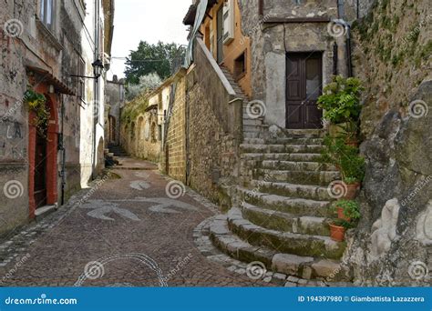 The Old Town of Lenola, Italy. Editorial Image - Image of landscape ...