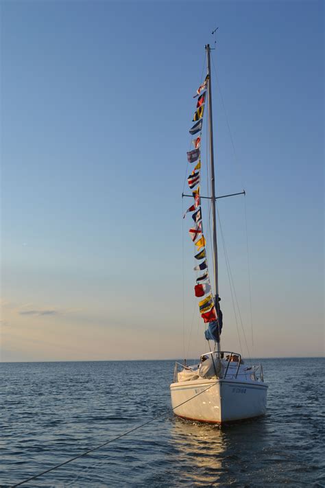 Catalina 22 Sailboat Cruises, Buy A Boat, Boat Stuff, Tailwind, Sail Away, Set Sail, Photography ...