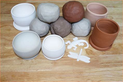 What Is Potters Clay Made Of - Pottery Clay Ingredients Explained ...