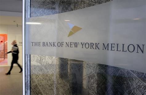 Bank of New York Mellon reports first-quarter profit - Business Insider