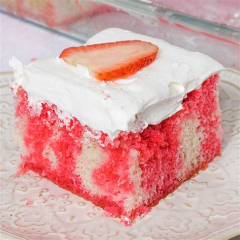 Strawberry Jello Poke Cake | FaveSouthernRecipes.com