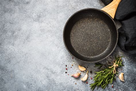 The 3 Best Stone Cookware Brands For 2021 | Kitchen Ambition