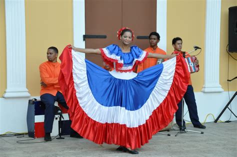 Merengue, la música que escucharás en República Dominicana. - Destiny Caribbean Tours ...