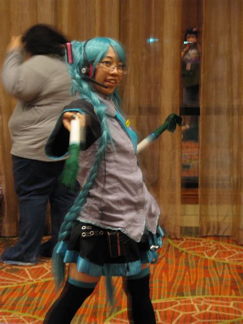 Miku does the leek dance | Miku from Vocaloid IMG_5046 | Flickr