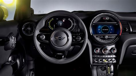 2020 Mini Clubman JCW First Drive Review: Fastest Mini Ever | Automobile Magazine