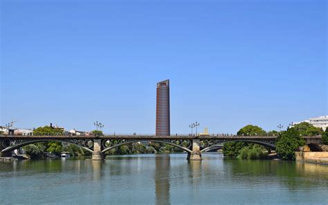 Triana Bridge Seville - Isabel II Bridge Sevilla - Visit-Seville.com