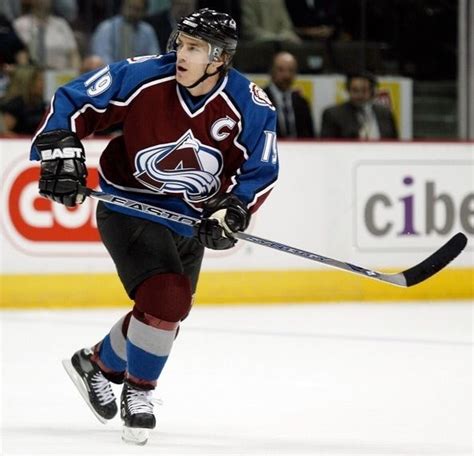 Joe Sakic - Colorado Avalanche | Colorado avalanche, Colorado avalanche ...