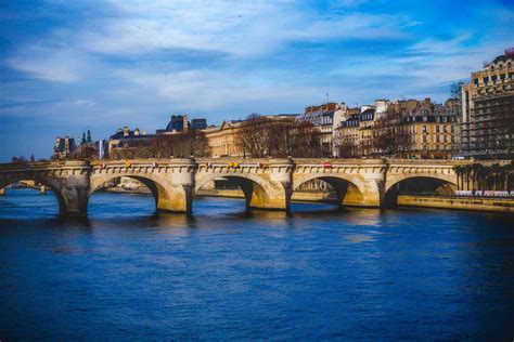 Pont Neuf - 10 Things You Probably Didn't Know About Paris Oldest Bridge