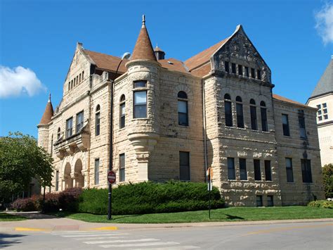 Holton Hall | Holton Hall on the campus of Kansas State Univ… | Flickr