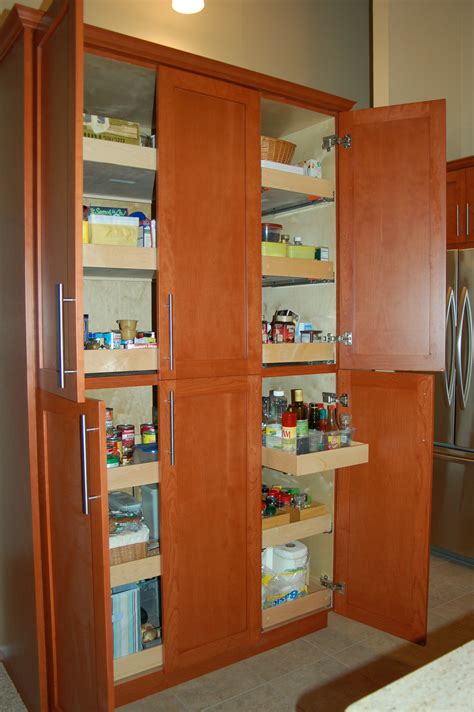 Kitchen storage solutions - Rose Construction Inc