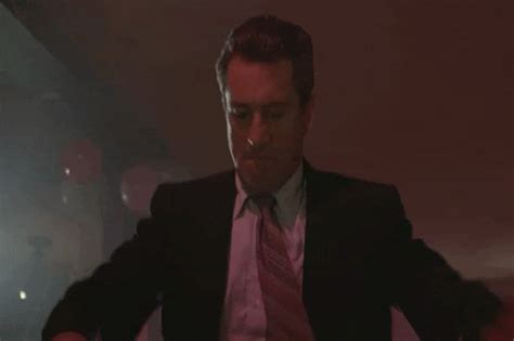 Robert De Niro Goodfellas GIF - Find & Share on GIPHY