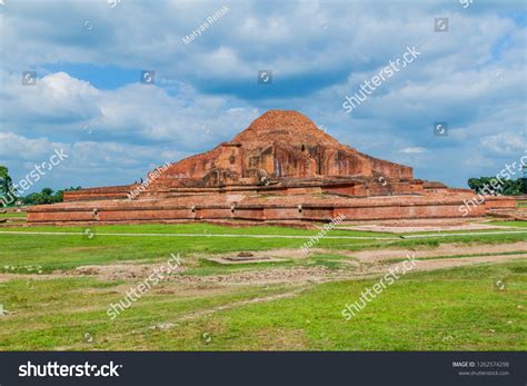 Somapuri Vihara Somapura Mahavihara Ruins Buddhist Stock Photo 1262574298 | Shutterstock